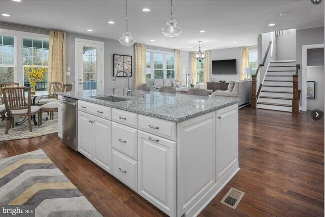 305 Rita Ct in West Chester, PA - Building Photo - Building Photo