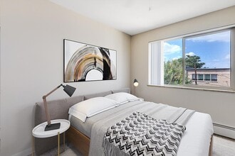 1465 Jersey in Denver, CO - Foto de edificio - Building Photo