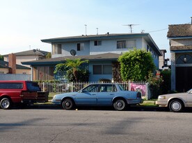 4050 W 135th St in Hawthorne, CA - Building Photo