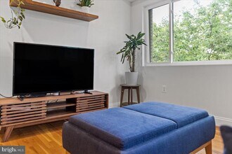 804 Taylor St NW in Washington, DC - Building Photo - Building Photo