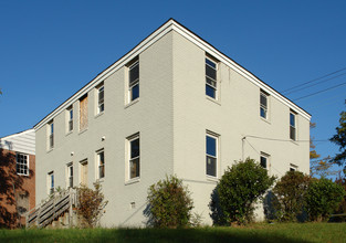 301 W Geer St in Durham, NC - Building Photo - Building Photo