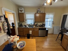 294 Highland Ave, Unit 1A in Somerville, MA - Building Photo - Building Photo