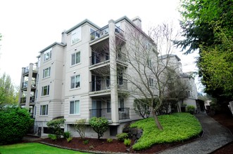 Heights at Meydenbauer in Bellevue, WA - Building Photo - Building Photo