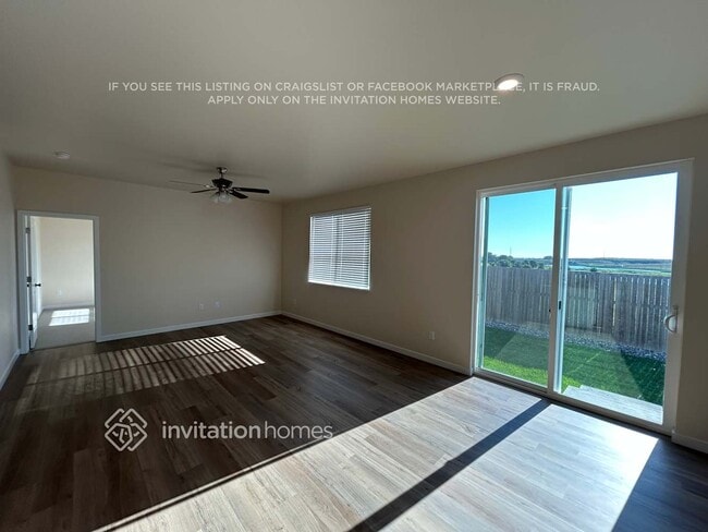 889 Harvard St in Johnstown, CO - Building Photo - Building Photo
