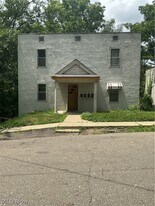 4315 Paige Ave NW in Canton, OH - Building Photo