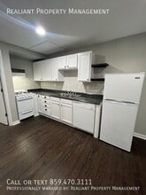 208 Lakeshore Dr in Lexington, KY - Building Photo - Building Photo