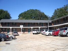 West Ridge Apartments in Jackson, MS - Building Photo