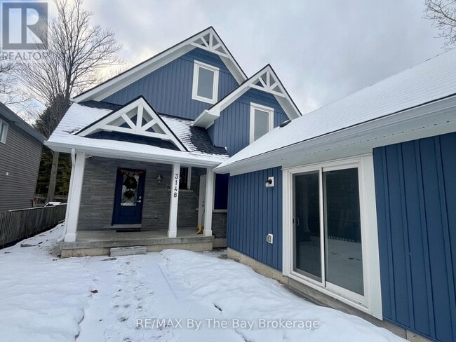 3148 Mosley St in Wasaga Beach, ON - Building Photo - Building Photo