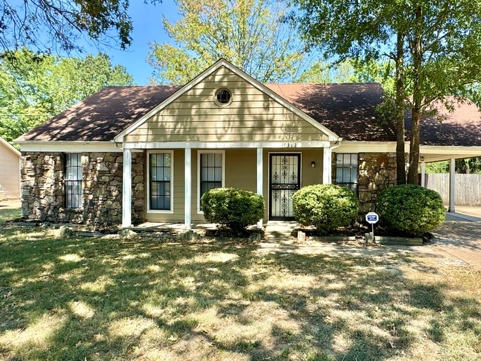 7312 Country Side Rd in Memphis, TN - Building Photo