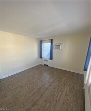 825 Harrington Ave, Unit 6 in Norfolk, VA - Building Photo - Building Photo