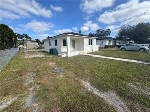 1947 NW 151st St in Opa Locka, FL - Building Photo - Building Photo