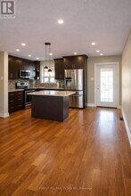 166 Schell Ave in Toronto, ON - Building Photo - Building Photo