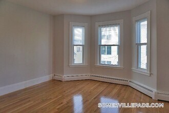 2 Ivaloo St, Unit 6-B in Somerville, MA - Building Photo - Building Photo