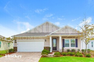 377 Broomsedge Cir in St. Augustine, FL - Building Photo