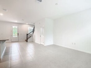 2408 Celebration Blvd in Kissimmee, FL - Building Photo - Building Photo