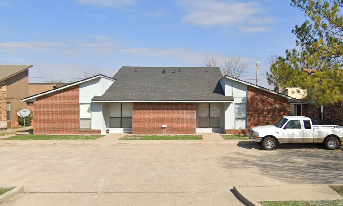 914 NE Tortoise Dr in Lawton, OK - Building Photo