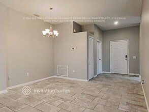 1613 Open Field Loop in Brandon, FL - Building Photo - Building Photo
