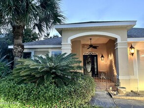 214 Summerwood Dr in Panama City Beach, FL - Foto de edificio - Building Photo