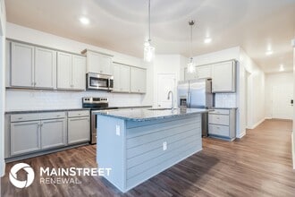 11912 Parkside Vista Ln in Louisville, KY - Building Photo - Building Photo