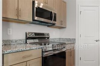 2122 NW 11th St in Cape Coral, FL - Building Photo - Building Photo