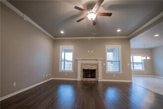 301 Cisterna Dr in Centerton, AR - Building Photo - Building Photo