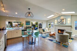 Martha Lake in Lynnwood, WA - Building Photo - Building Photo
