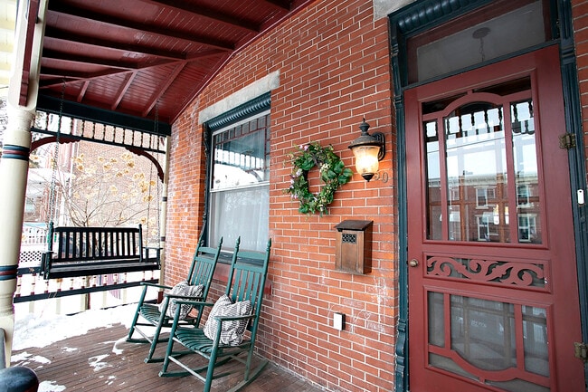 350 Washington Ave in Phoenixville, PA - Building Photo - Building Photo