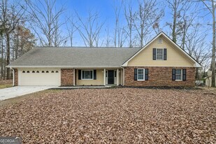 2202 Independence Dr SW in Conyers, GA - Building Photo