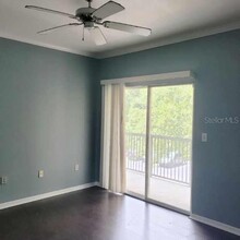 5612 Pinnacle Heights Cir in Tampa, FL - Building Photo - Building Photo