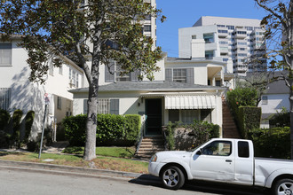 10331-10333 1/2 Ashton Ave in Los Angeles, CA - Foto de edificio - Building Photo