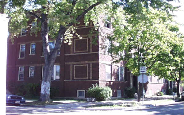 4050-4056 W Palmer St in Chicago, IL - Foto de edificio