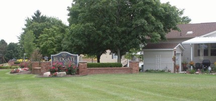 Rudgate Manor in Sterling Heights, MI - Foto de edificio - Building Photo