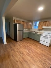 19 McHawk Dr, Unit 100 in Colchester, VT - Building Photo - Building Photo