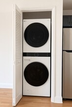 Woodbine Living in Avenel, NJ - Foto de edificio - Building Photo