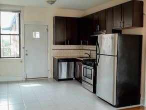 2862 N Clark St, Unit 2876-3 in Chicago, IL - Building Photo - Building Photo