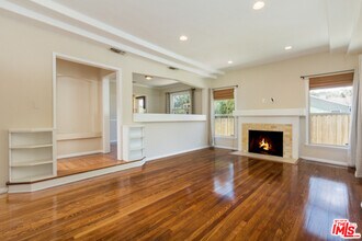 2329 Parnell Ave in Los Angeles, CA - Building Photo - Building Photo