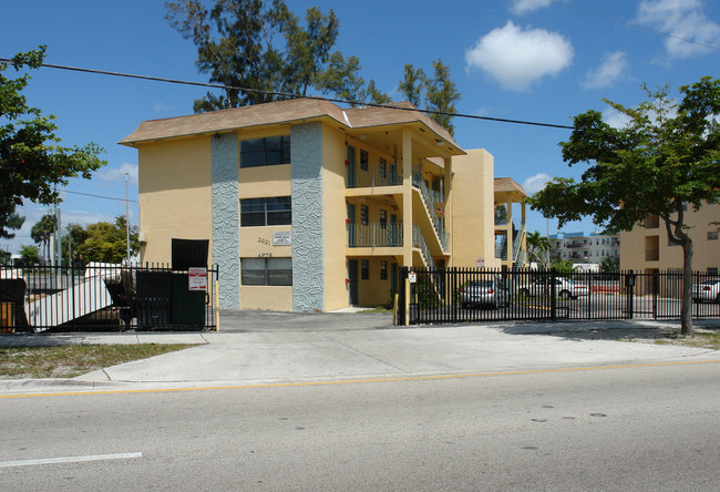 Waterway Apartments in Opa Locka, FL - Building Photo - Building Photo