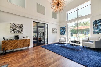 Salishan Apartments in Citrus Heights, CA - Foto de edificio - Building Photo