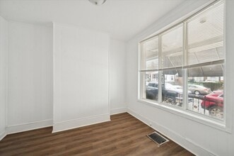 1124 W 9th St in Chester, PA - Building Photo - Building Photo