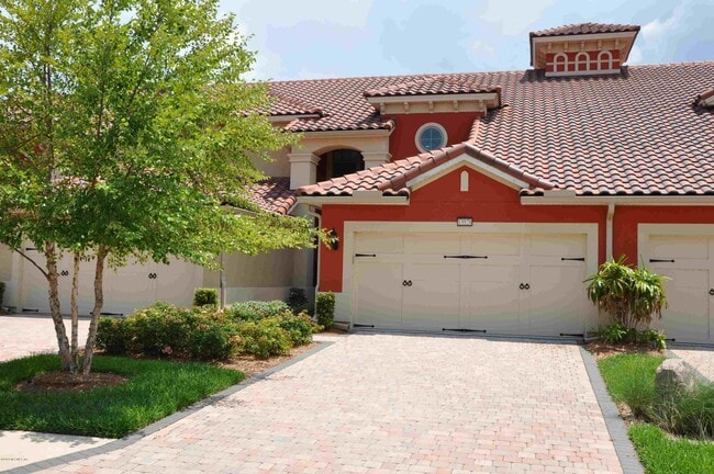 property at 13528 Montecito Pl