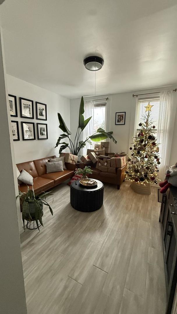 2143 W 18th Pl in Chicago, IL - Building Photo - Building Photo