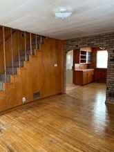 1215 Walnut St in Cedar Falls, IA - Building Photo - Building Photo