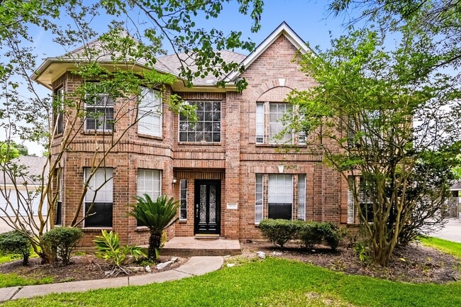 property at 2634 Vermillion Dr