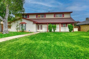 1619 Marquette Dr in Richardson, TX - Building Photo