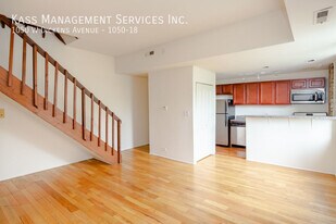 1050 W Dickens Ave in Chicago, IL - Building Photo