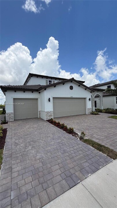 2984 SE 23rd Ave in Homestead, FL - Building Photo