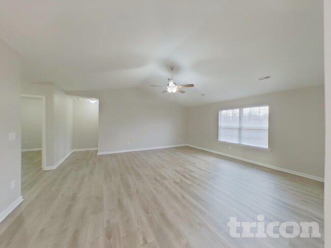 427 Lynnell Way in Moore, SC - Building Photo - Building Photo