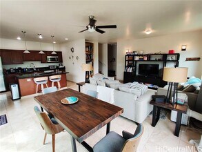 47-431-431 Kamehameha Hwy in Kaneohe, HI - Building Photo - Building Photo