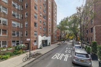 135 Willow St in Brooklyn, NY - Building Photo - Building Photo