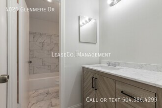 4025 Glenmere Dr in Harvey, LA - Foto de edificio - Building Photo